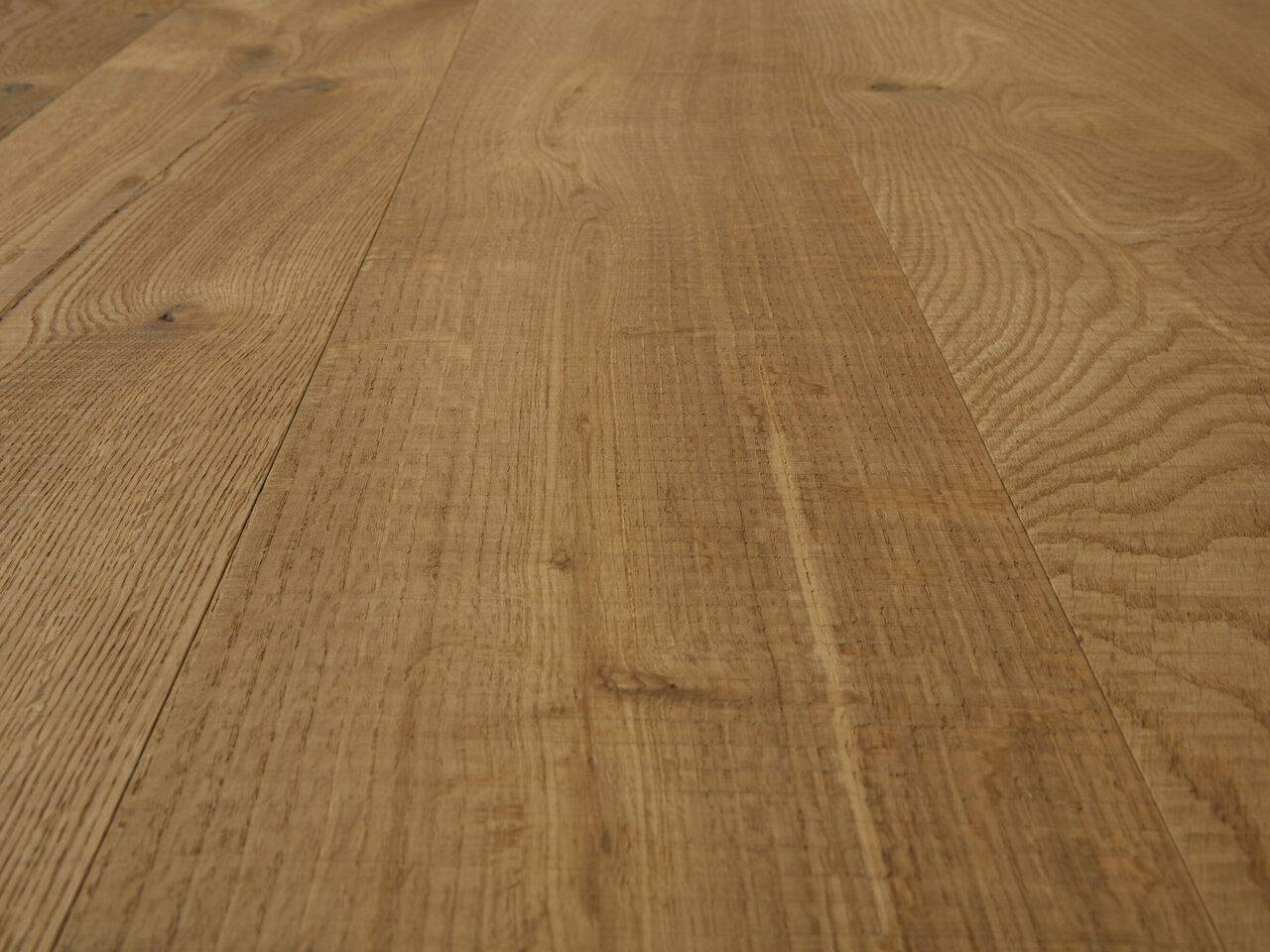 Conte_detail1_Classical_180