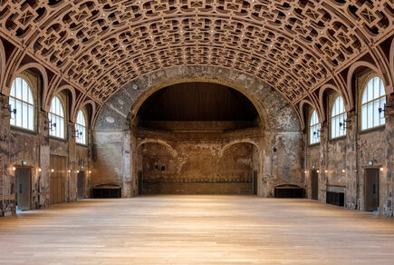 007 LAREN - Battersea Arts Centre - London UK