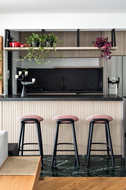 006 ORIGINAL - Modern Retro Apartment - Leblon Brazil