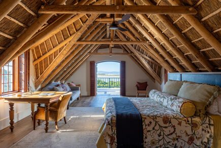 001 - PROMISE BRUSHED - De Mond Guest House - Hermanus South Africa - HOSPITALITY