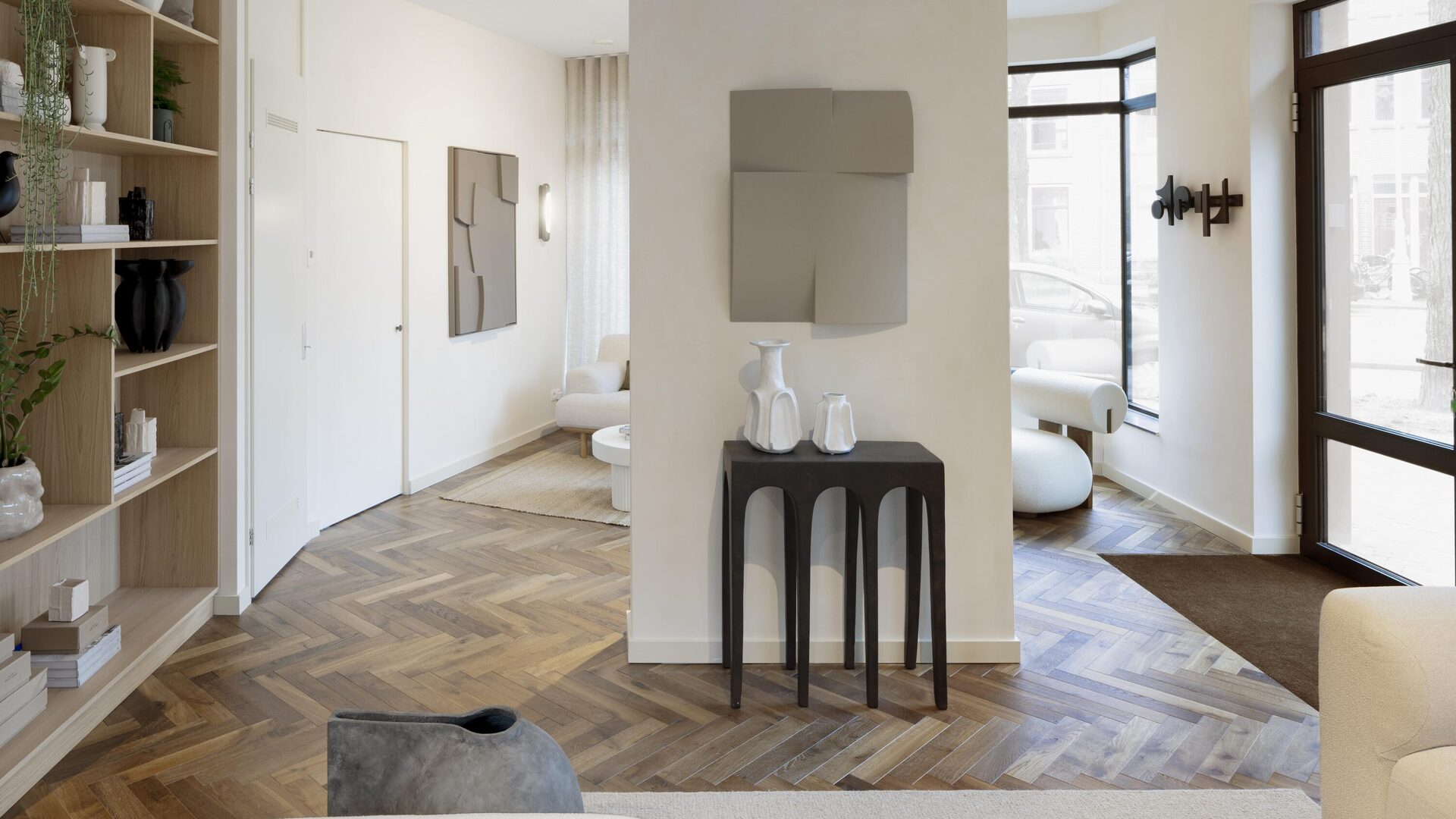 05 Promise-Amsterdam, The Netherlands- Melinteriors showroom_COMMERCIAL-min