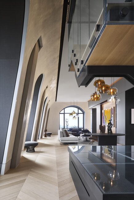 007 AURA - Arches - Chicago USA