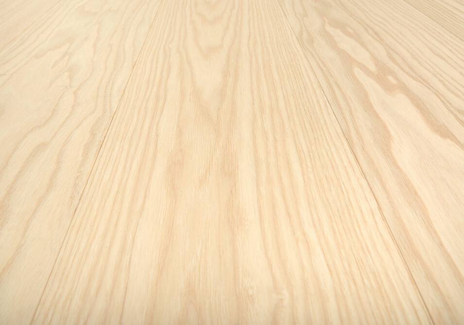 Lena_detail1_Prime white_180