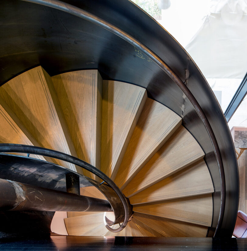 Hakwood_stairs_project_London