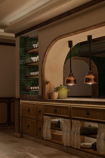 05 Charisma_Vecchio Tile_Saudi Arabia, Jeddah - LOLA Brasserie_HOSPITALITY