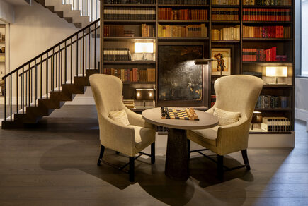 012 HV0786 - Young Street - London UK