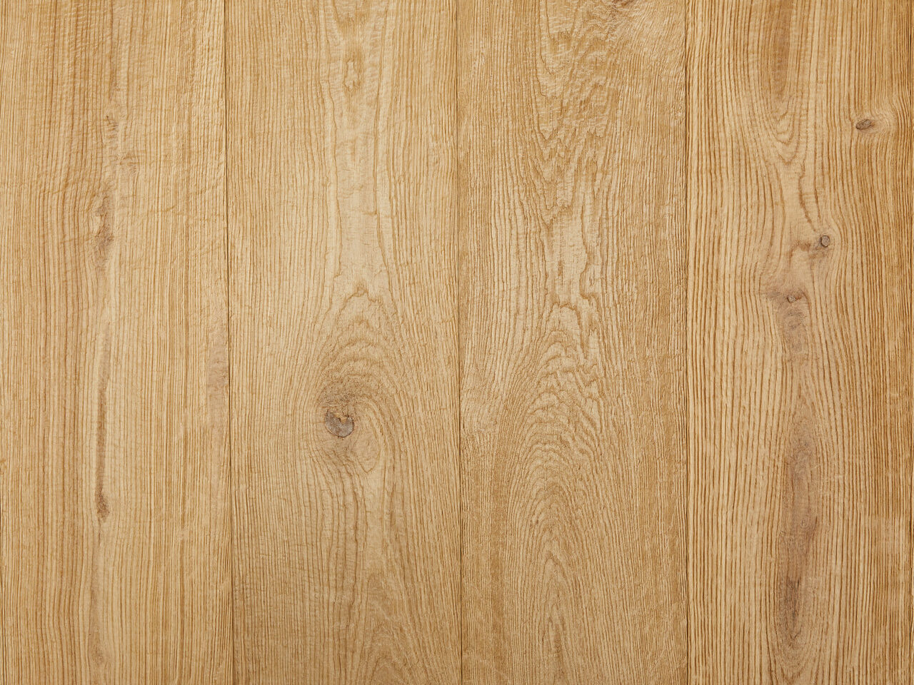 Hakwood_Saumur_detail2