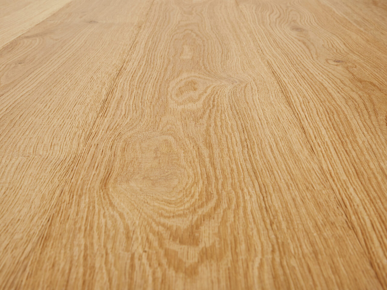 Hakwood_Saumur_detail3