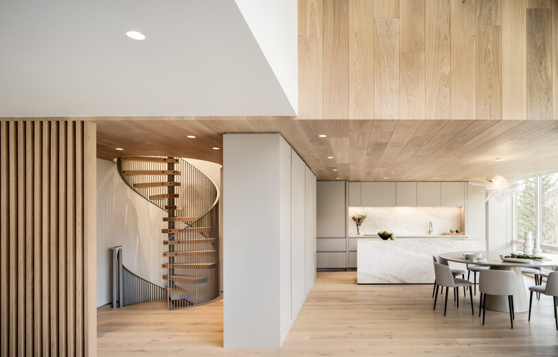 006 PURE - Vail Condo - Vail, CO USA