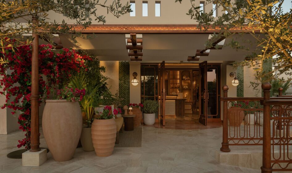 09 Charisma_Vecchio Tile_Saudi Arabia, Jeddah - LOLA Brasserie_HOSPITALITY
