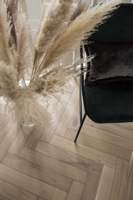 005 VALOR - Scandinavian Living - Holmenkollen Norway