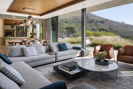 013 VALOR - Higgo Road Residence - Cape Town SA-min