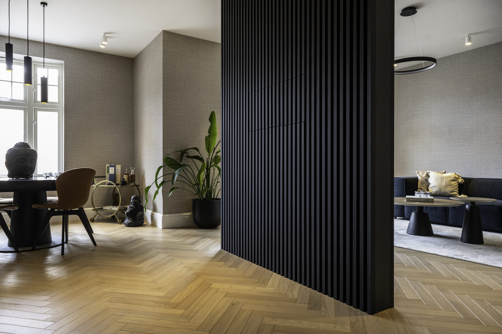 08 Pure-Norway, Oslo-Ebony Harmony_RESIDENTIAL