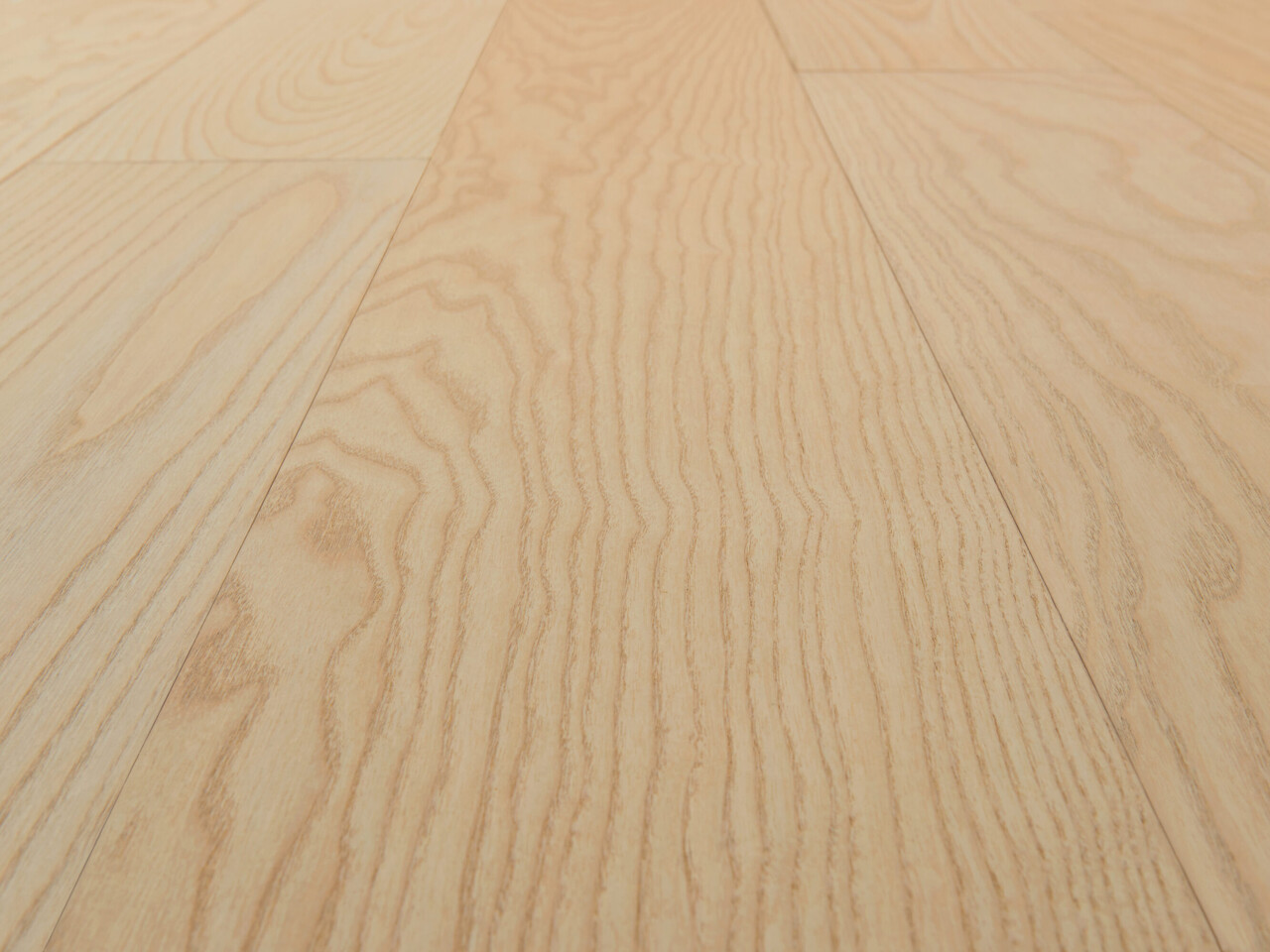 Navia_detail1_Prime Light_180