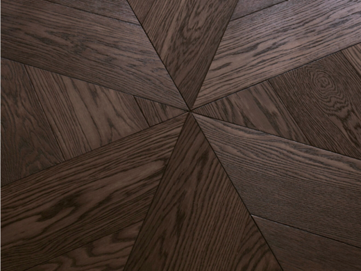Hakwood bespoke pattern flooring