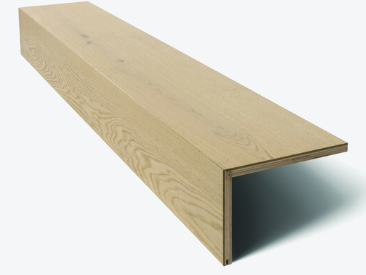 Stair-tread-and-riser Hakwood