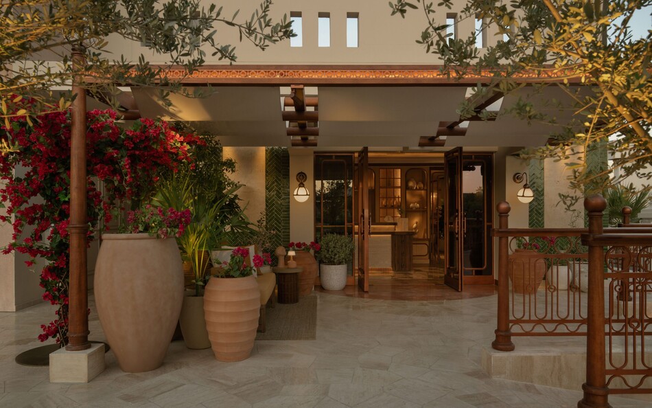 09 Charisma_Vecchio Tile_Saudi Arabia, Jeddah - LOLA Brasserie_HOSPITALITY