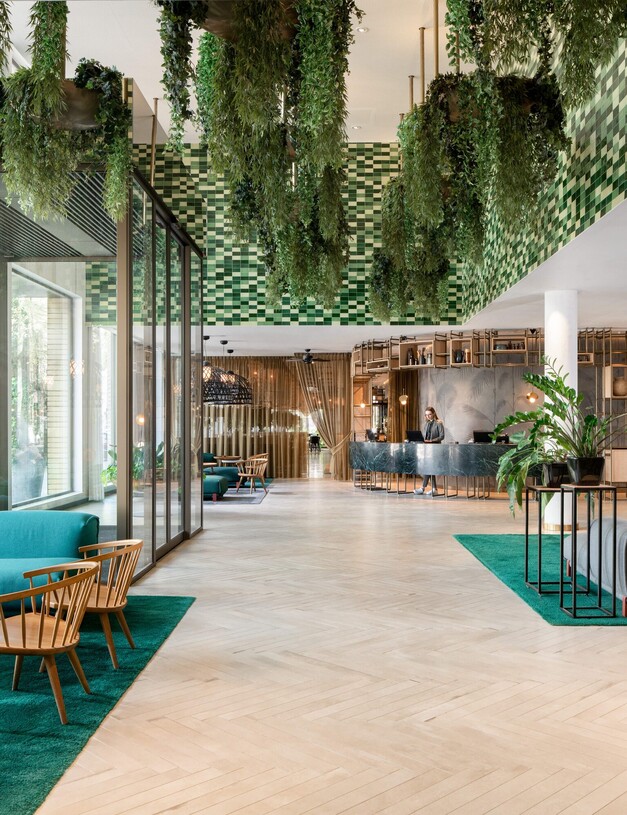 Hakwood for Hyatt Regency Amsterdam