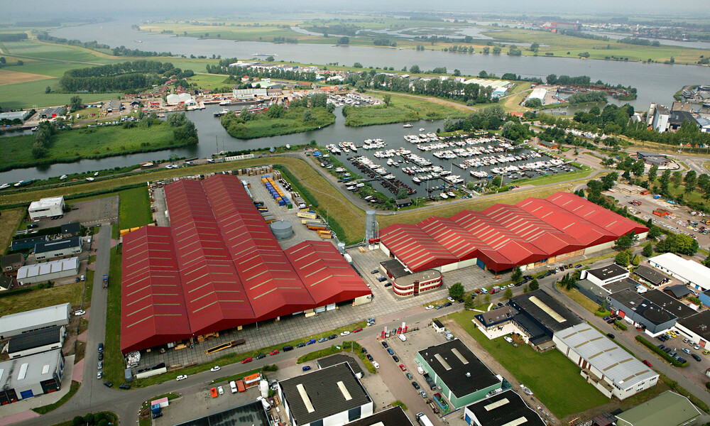 Home_Hakwood_factory from above