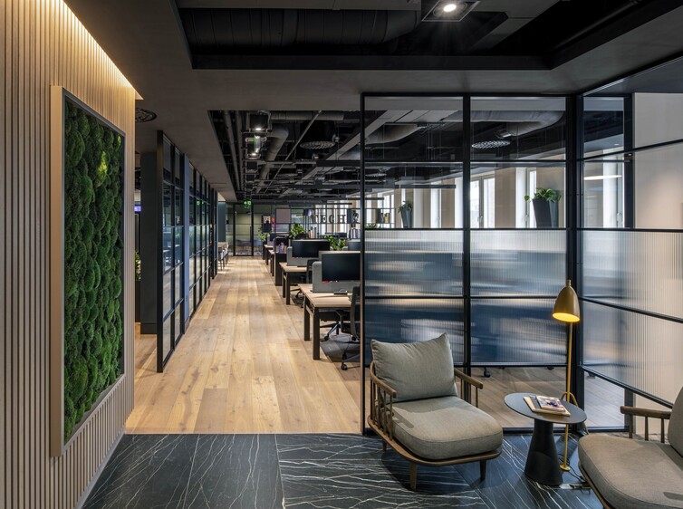 03 Heritage - UK, London - CFC Office - COMMERCIAL-min