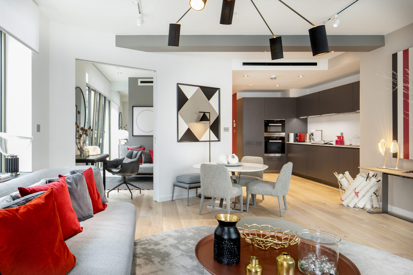 015 DESTIN - Greycoat Street - London UK