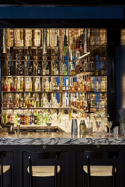 004 WALNUT - Le Roch Hotel - Paris France