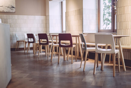 14 Valor Brushed-Vienna, Austria-Balthasar Kaffee Bar_RETAIL