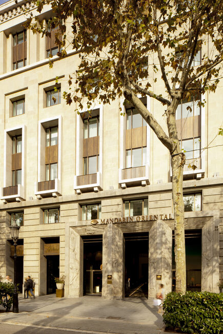 013 HV0077 - Mandarin Hotel - Barelona Spain