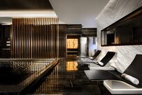 08 Bespoke_UAE, Dubai-Atlantis The Royal Hotel_HOSPITALITY (atrawaken-indoorpool)