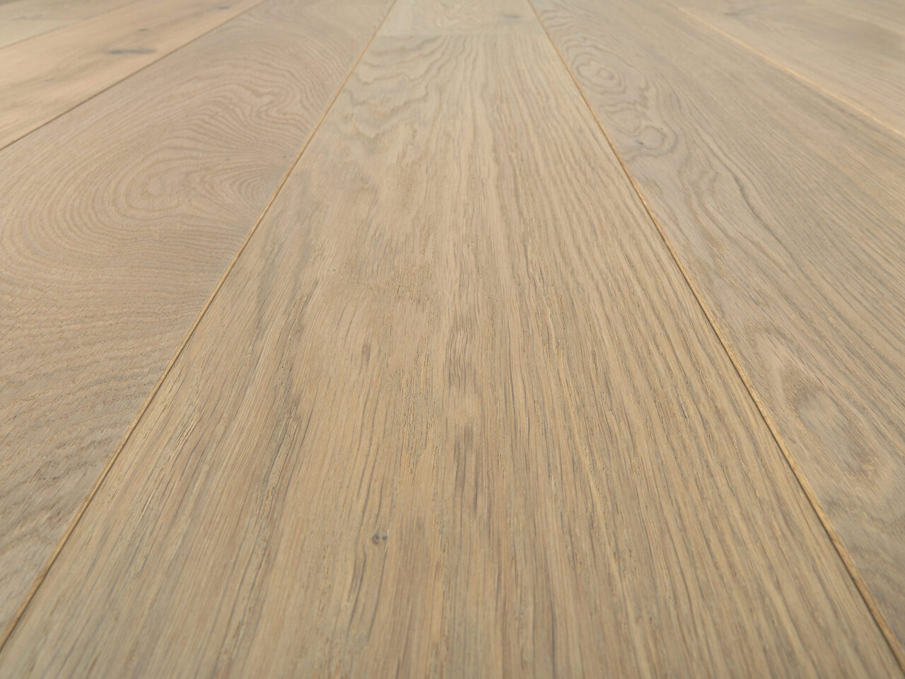 Valor_detail1_Select_180